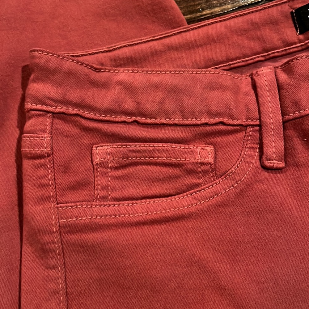 NWOT 31P skinny pant in salmon - Picture 2 of 6
